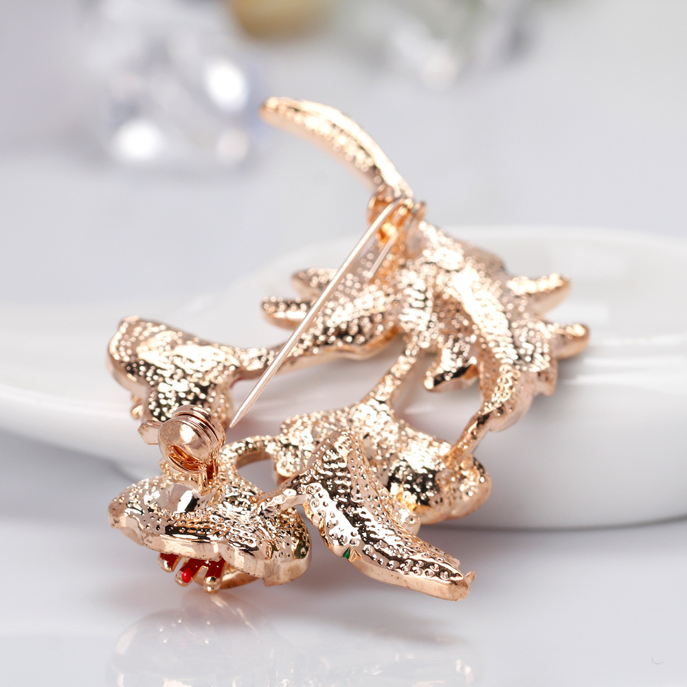 Эмалированная брошь с цветком  – обзор и цена Women'S Accessories Uk